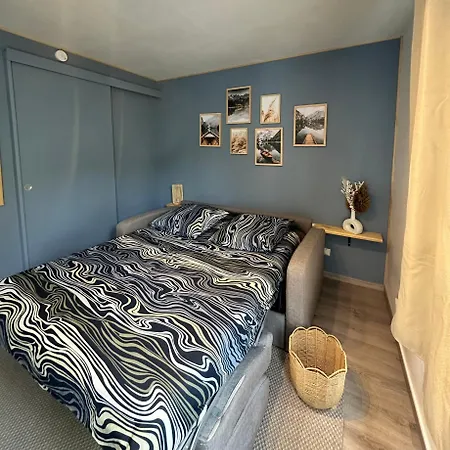 Le Studio Bleu De La Gare -confort&modernite Apartman