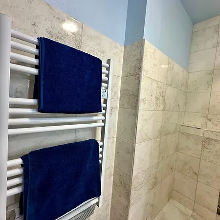 Apartamento Le Studio Bleu De La Gare -confort&modernite